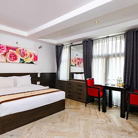 Vien Dong Hotel 2 Хошимин Екстериор снимка