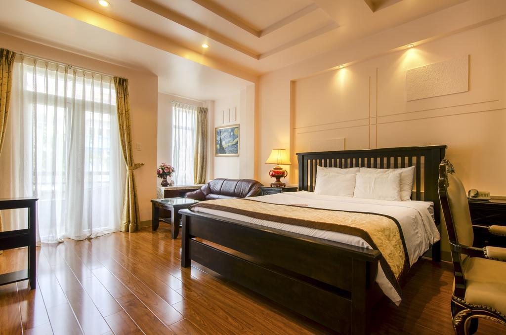 Vien Dong Hotel 2 Хошимин Екстериор снимка