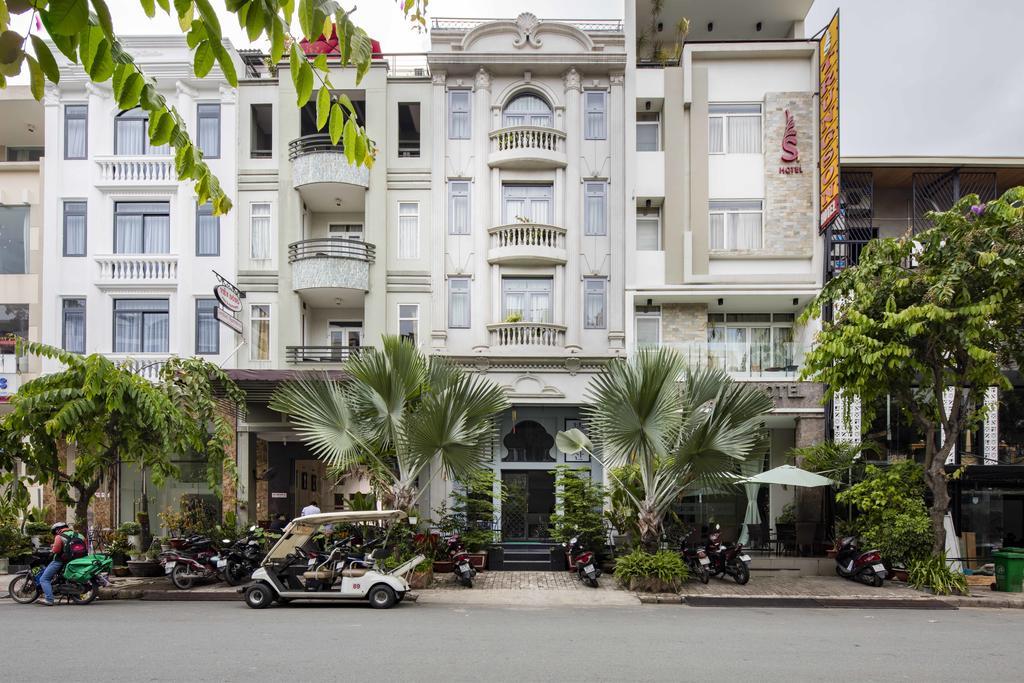 Vien Dong Hotel 2 Хошимин Екстериор снимка